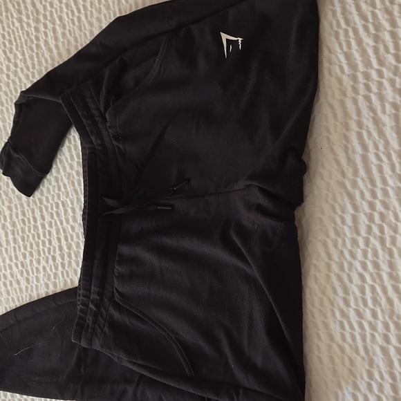 Gymshark Joggers - Picture 3 of 4